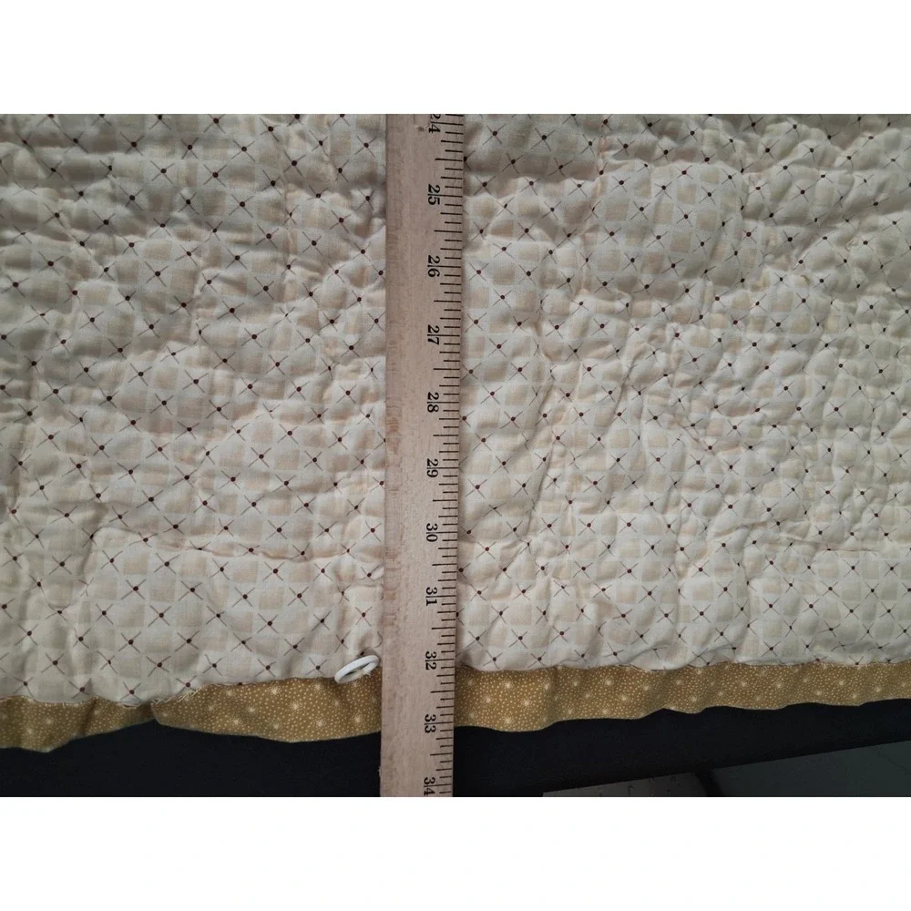 Artisan Handmade Garden Lap Quilt Wall Hanging 33.5x33.5 Square Country Cottage